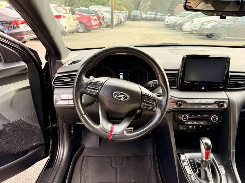 2020 Hyundai Veloster Turbo R-Spec