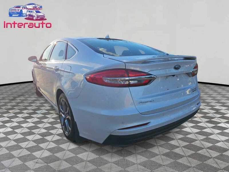2019 Ford Fusion Hybrid Titanium