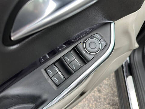 2022 Cadillac XT4 Luxury