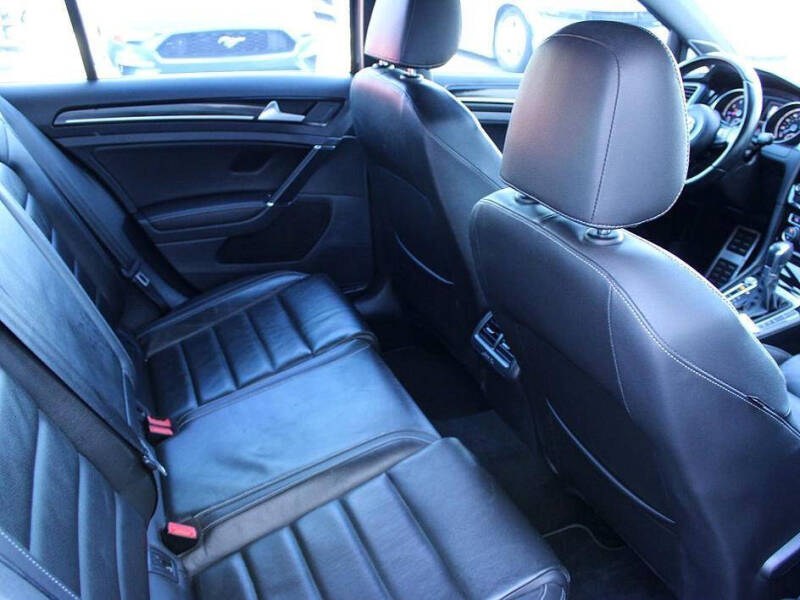 2015 Volkswagen Golf R