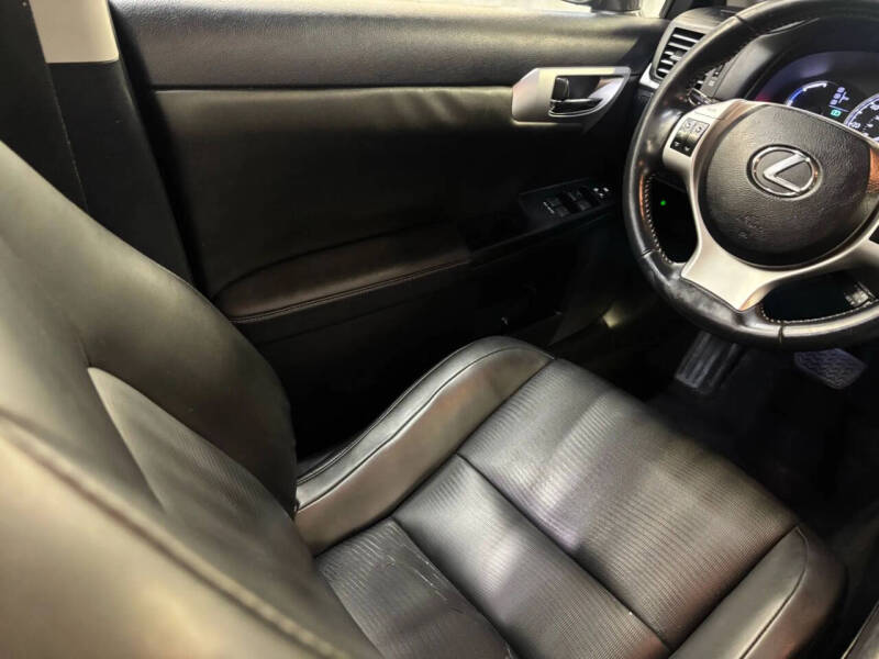 2013 Lexus CT 200h