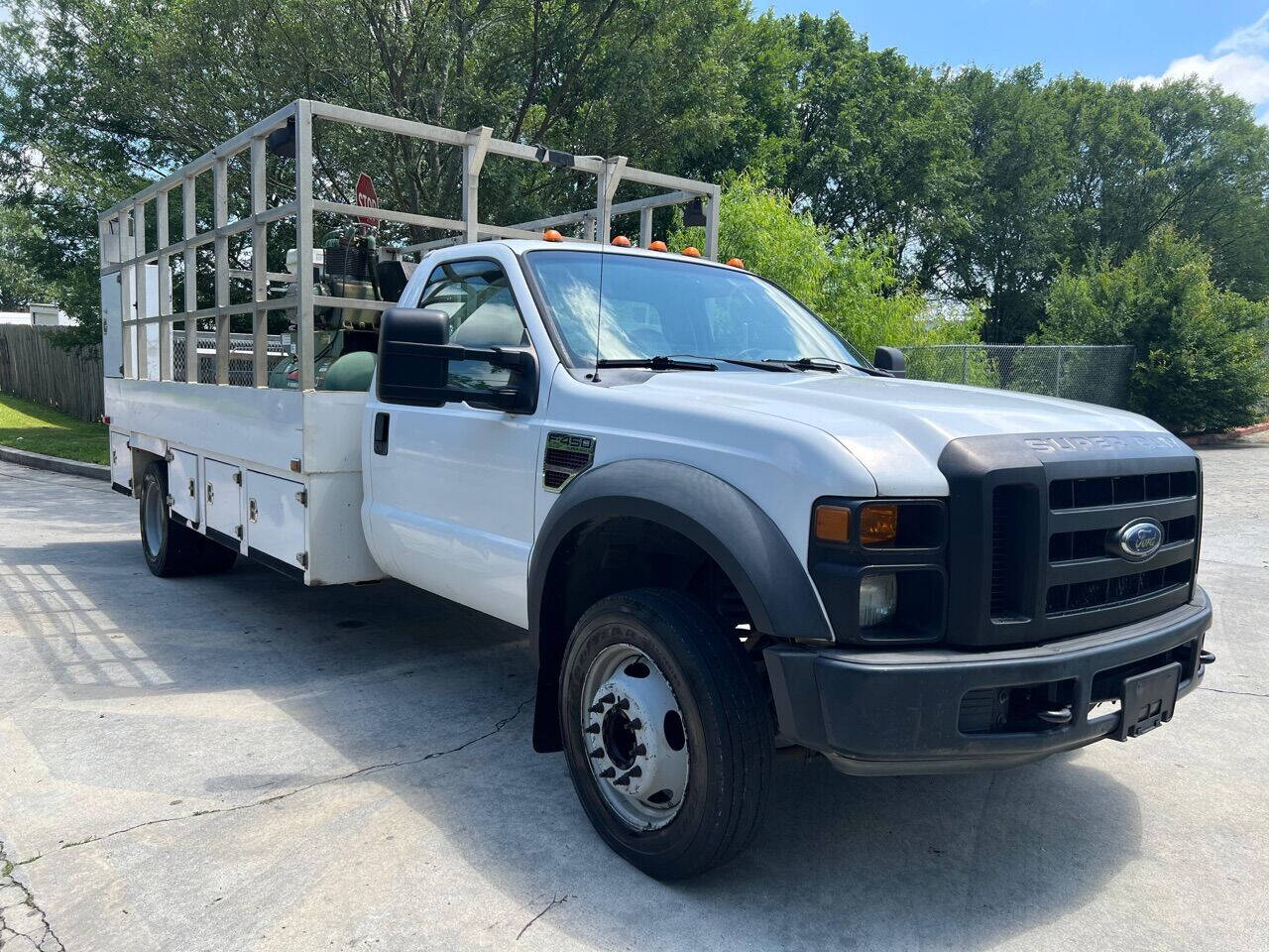 2008 Ford F-450 Super Duty 4X2 2dr Regular Cab 140.8 200.8 in. WB's photo