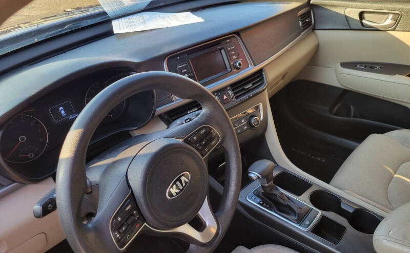2017 Kia Optima LX