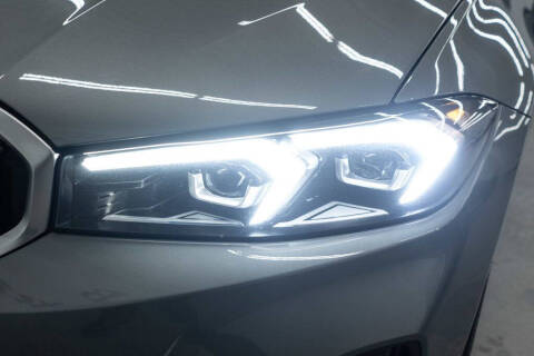 2025 BMW 3 Series 330i xDrive