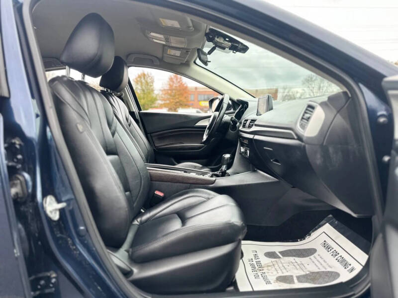 2018 Mazda MAZDA3 Touring