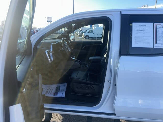 2023 GMC Canyon Denali