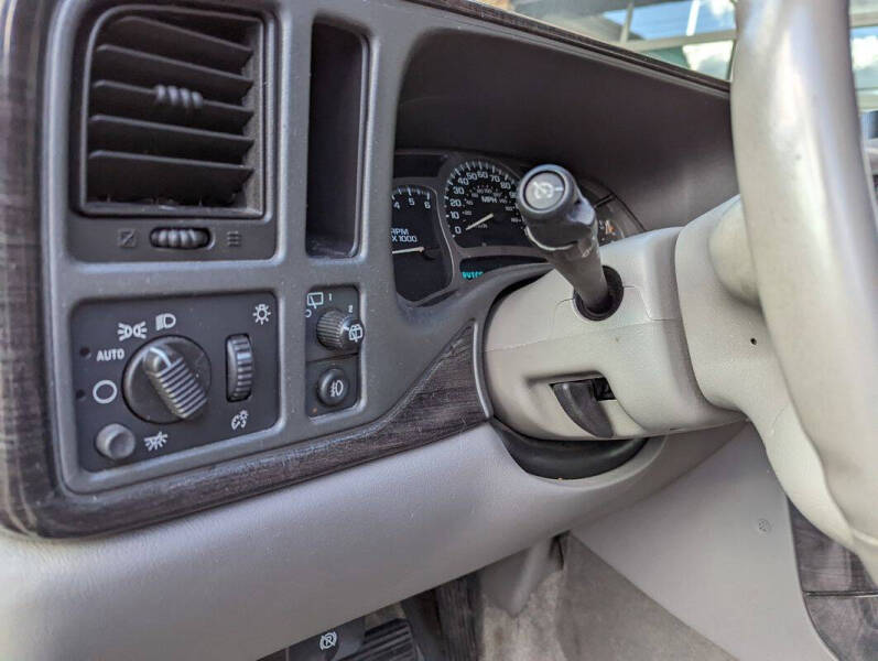 2003 GMC Yukon XL Denali