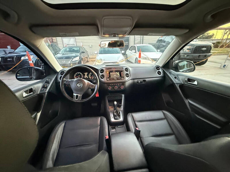 2013 Volkswagen Tiguan SE 4Motion