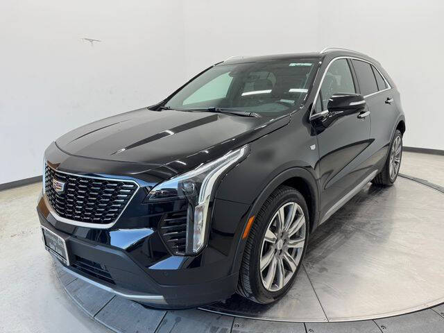 2022 Cadillac XT4 Premium Luxury