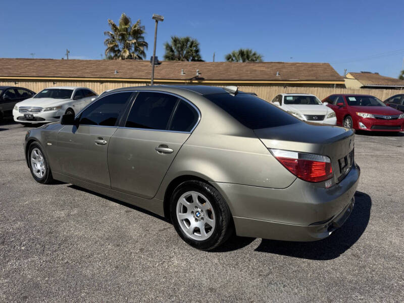 2004 BMW 5 Series 525i