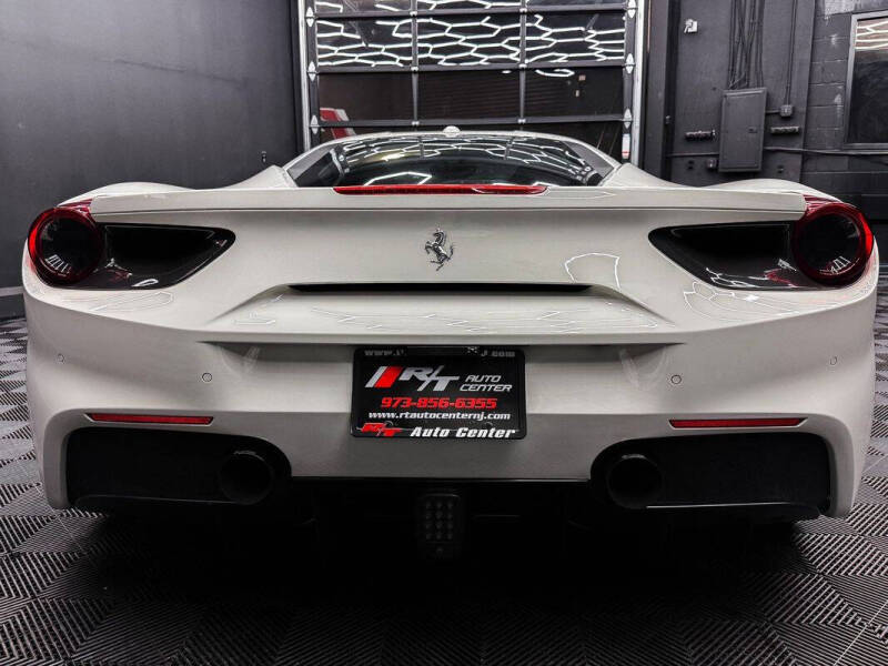 2016 Ferrari 488 GTB