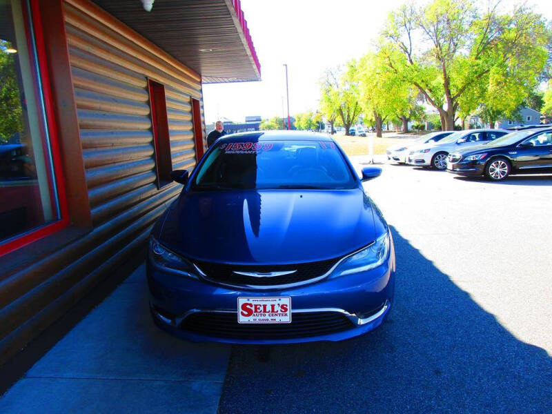 2017 Chrysler 200 Limited Platinum