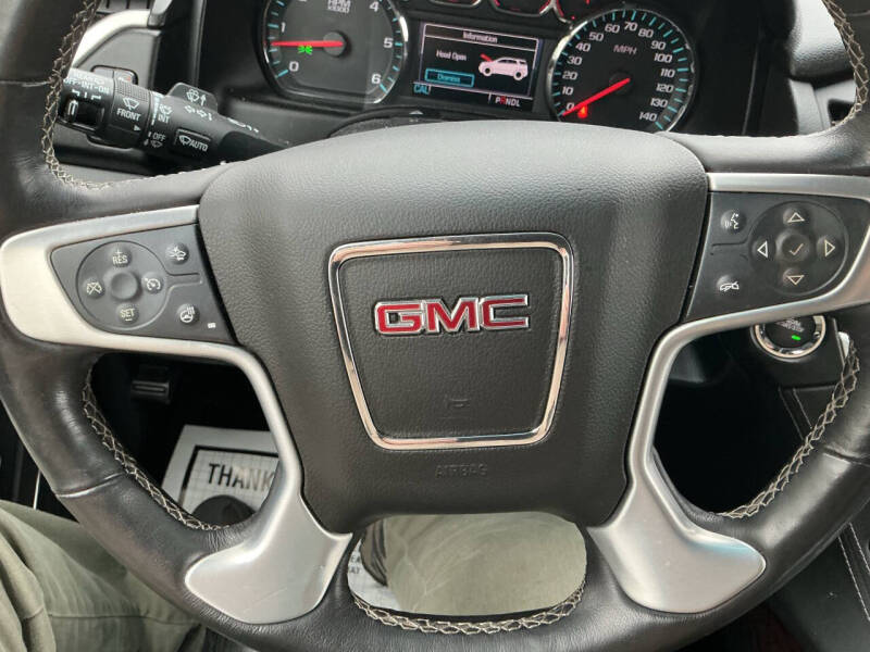 2017 GMC Yukon XL SLT