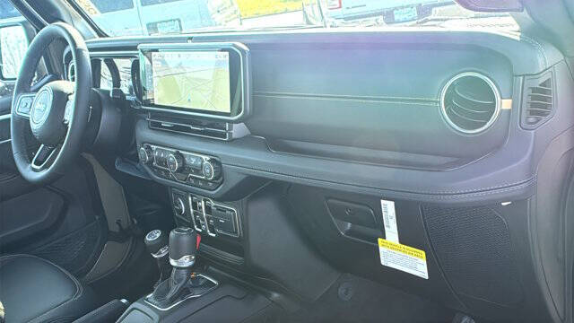 2025 Jeep Gladiator High Tide