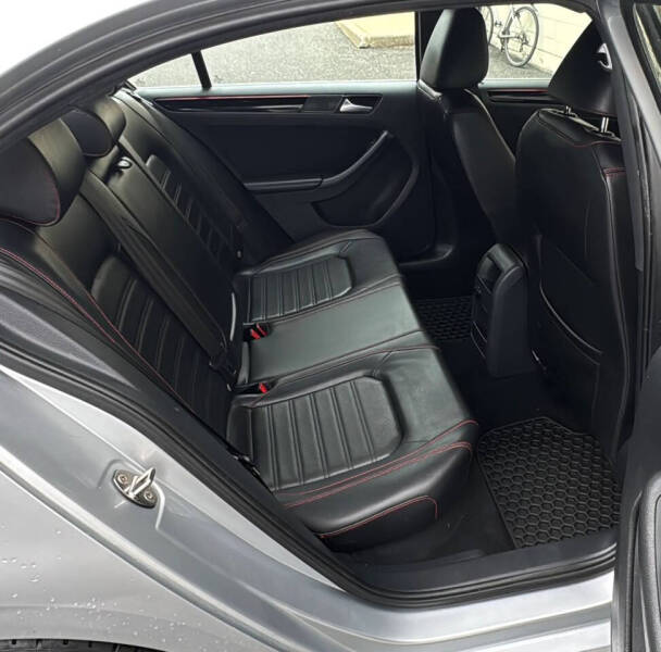 2016 Volkswagen Jetta