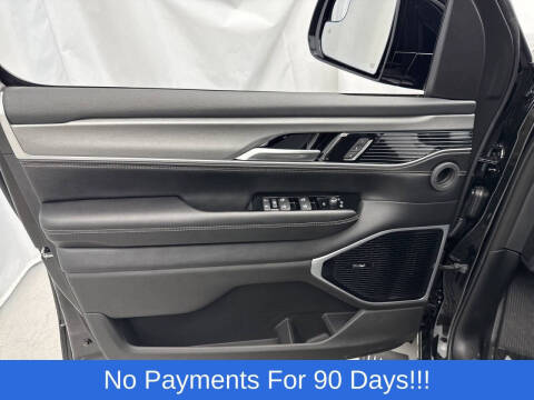 2025 Jeep Wagoneer L Series III