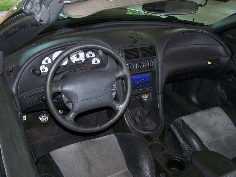 2003 Ford Mustang SVT Cobra