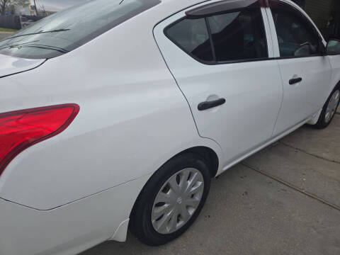 2017 Nissan Versa 1.6 SV