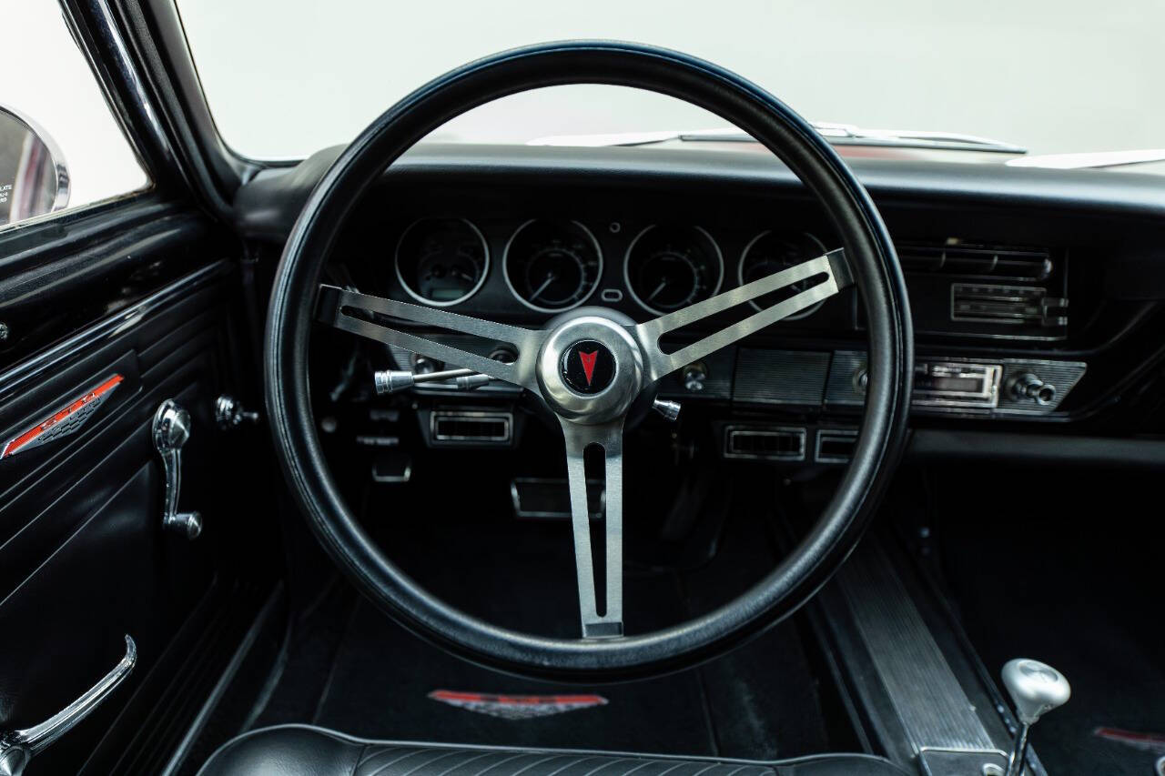 1965 Pontiac GTO 209