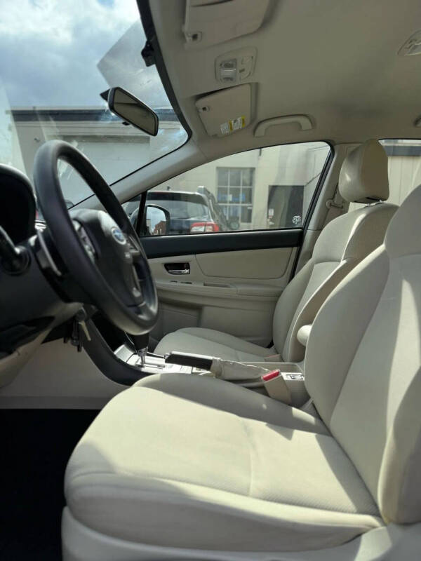 2014 Subaru Impreza 2.0i Premium