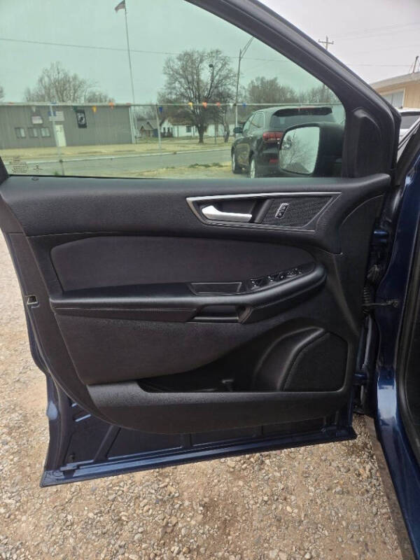2017 Ford Edge SE