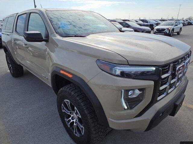 Used 2023 GMC Canyon AT4 with VIN 1GTP6DEK7P1195436 for sale in Bloomington, IL