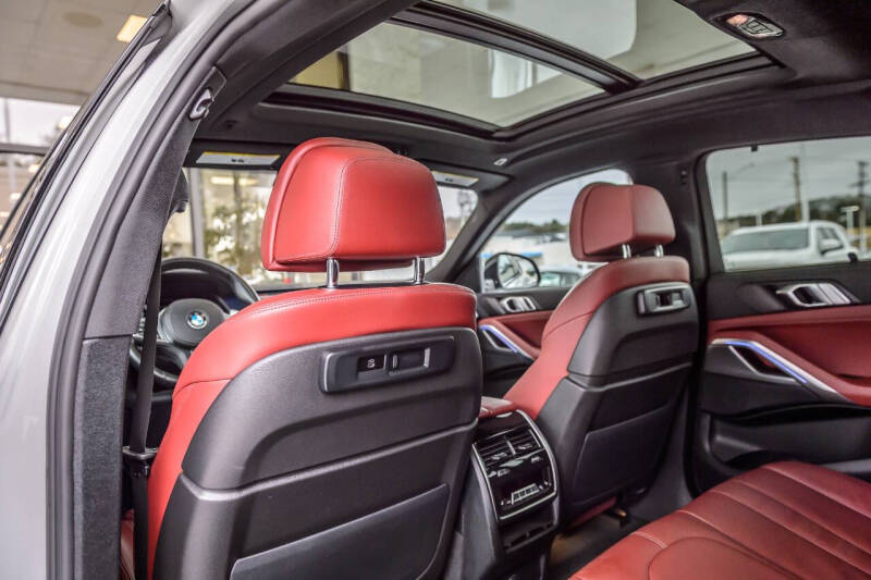 2022 BMW X6 xDrive40i