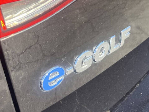 2016 Volkswagen e-Golf SE