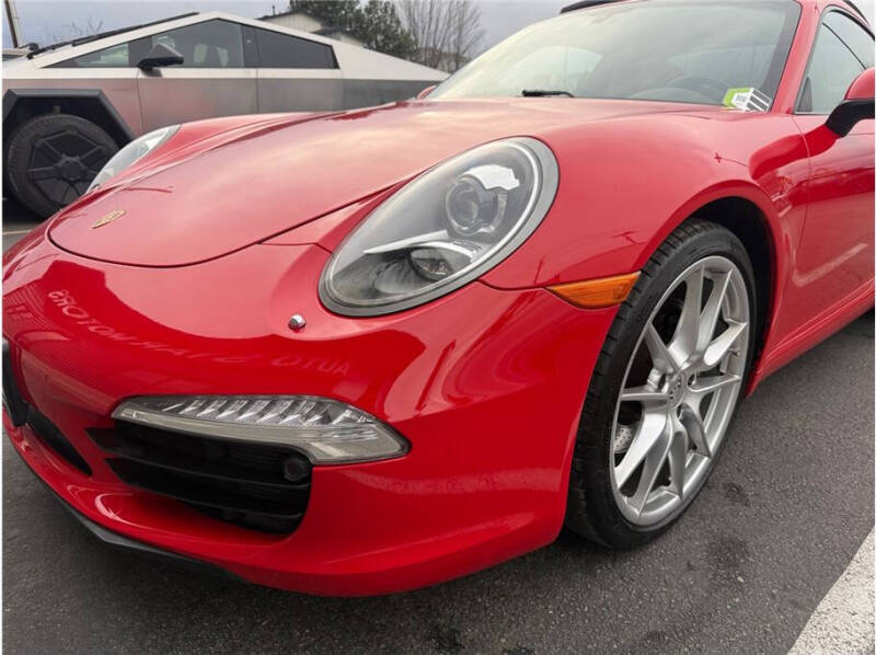 2013 Porsche 911 Carrera