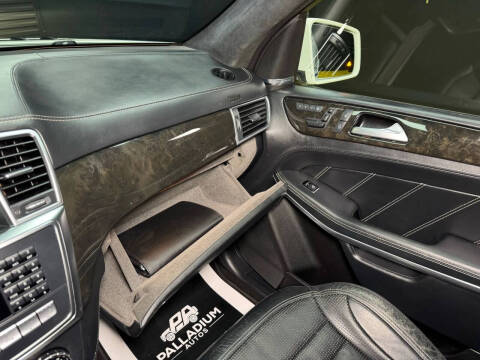 2015 Mercedes-Benz GL-Class GL 63 AMG