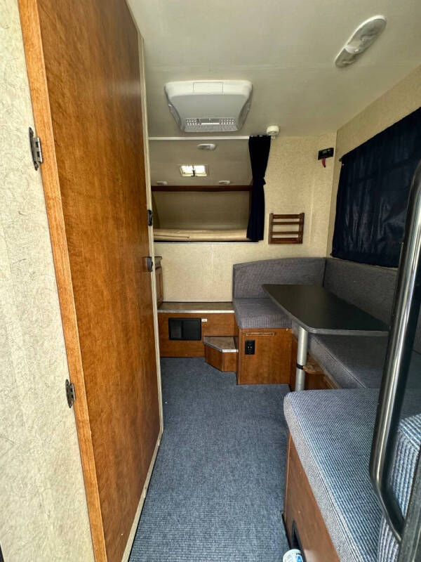 2017 Lance Camper 650