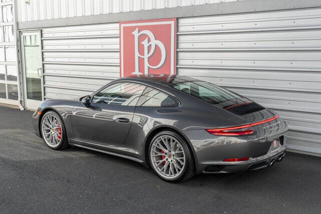 2017 Porsche 911 Carrera 4S
