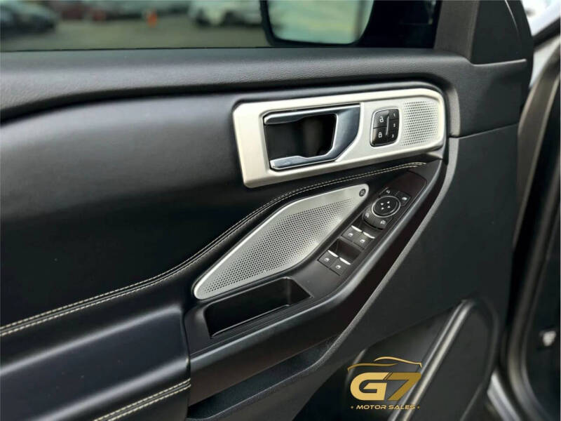 2020 Ford Explorer ST