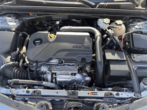 2025 Chevrolet Malibu LT