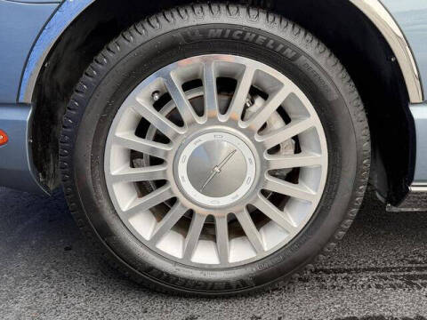 2005 Ford Thunderbird Deluxe