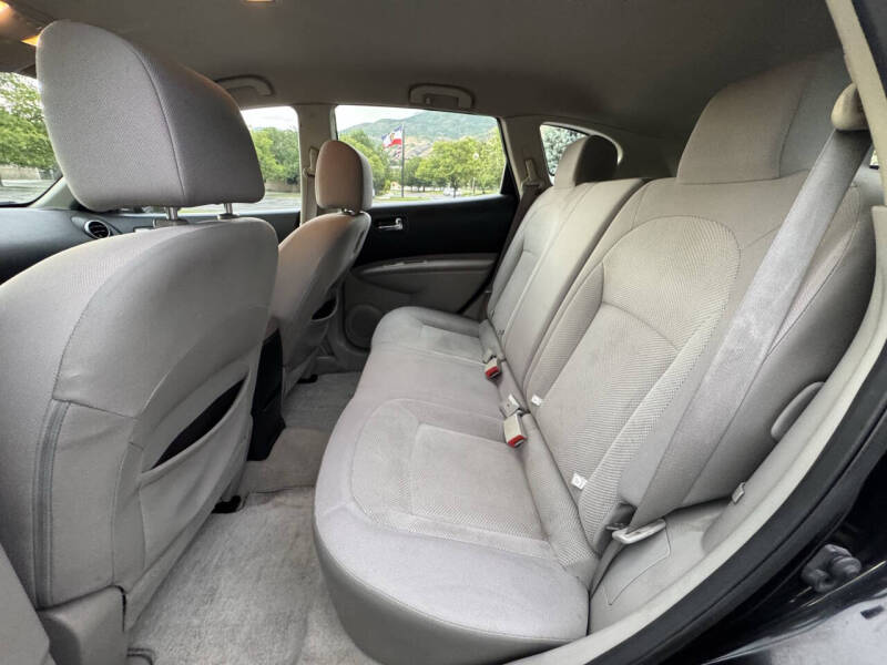 2012 Nissan Rogue S