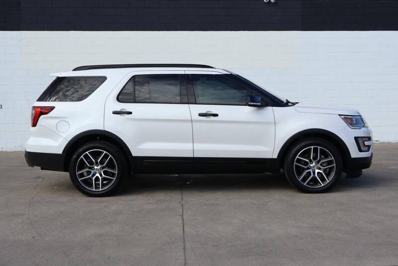 2017 Ford Explorer Sport