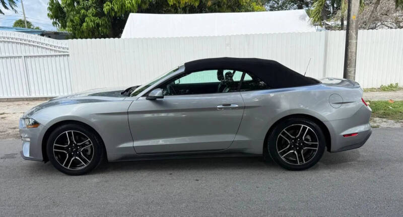 2020 Ford Mustang