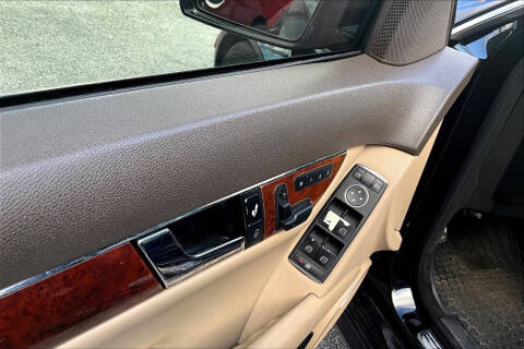 2011 Mercedes-Benz 300-Class