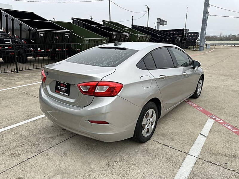 2018 Chevrolet Cruze LS Auto
