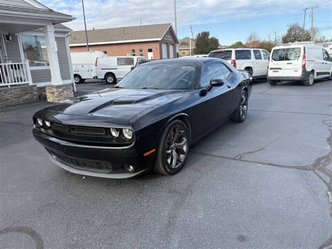 2017 Dodge Challenger SXT