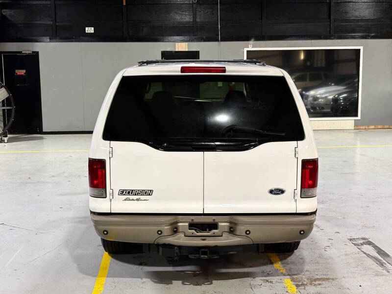 2004 Ford Excursion Eddie Bauer