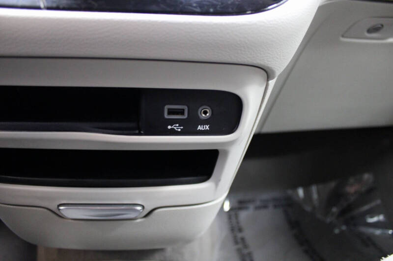 2020 Chrysler Pacifica Touring