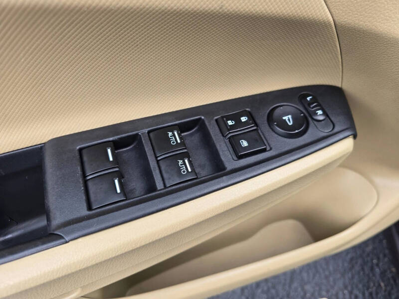 2011 Honda Accord LX-P