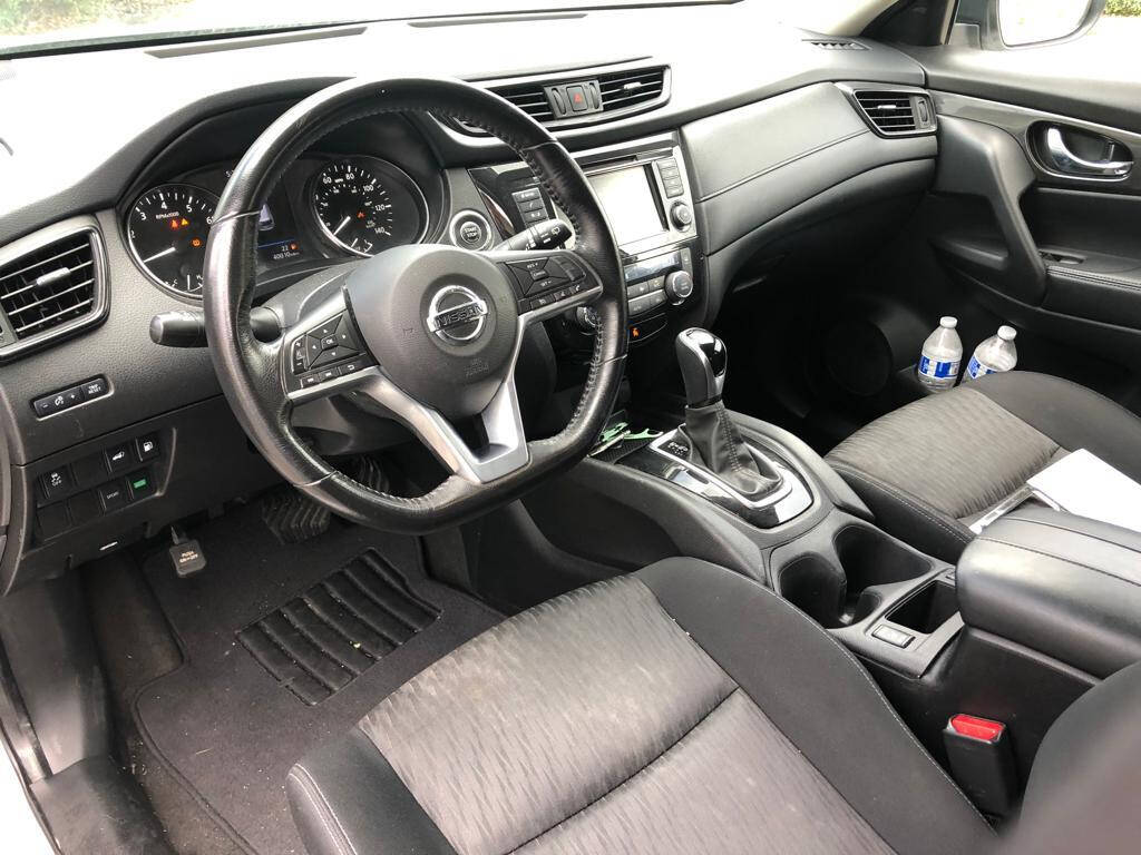 2018 Nissan Rogue  - $15,450