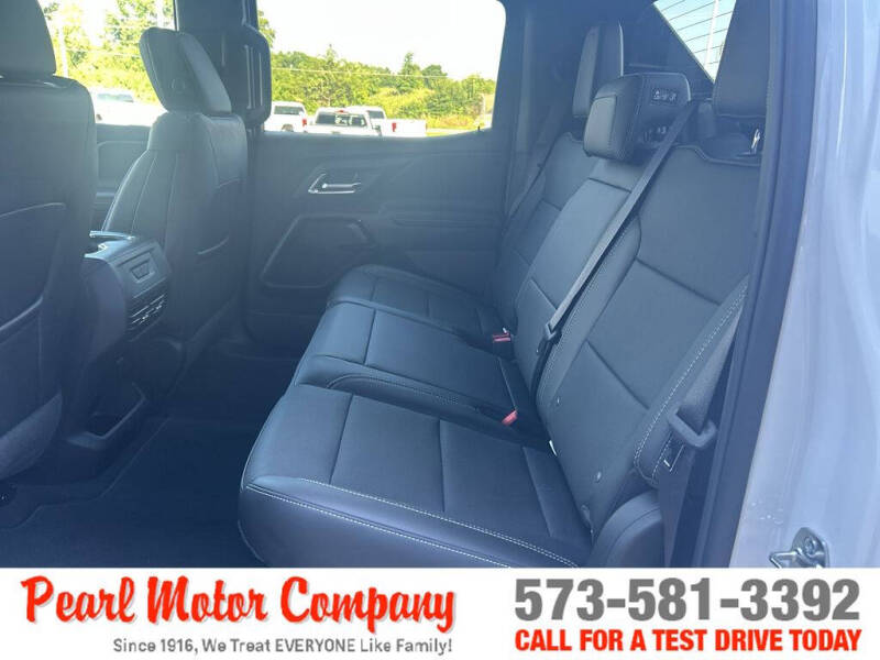 2025 Chevrolet Silverado EV LT