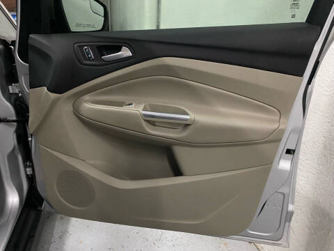 2013 Ford C-MAX Hybrid SE