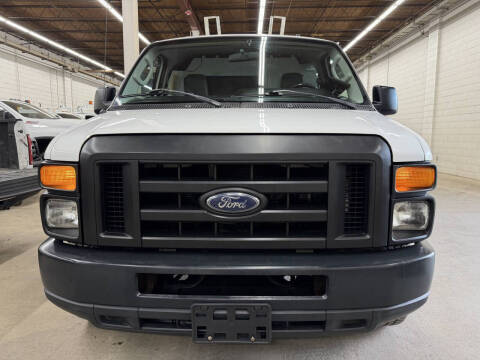 2011 Ford E-Series E-350 SD