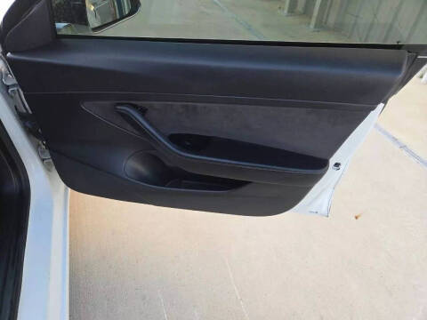 2020 Tesla Model 3 Standard Range