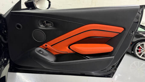 2021 Aston Martin Vantage